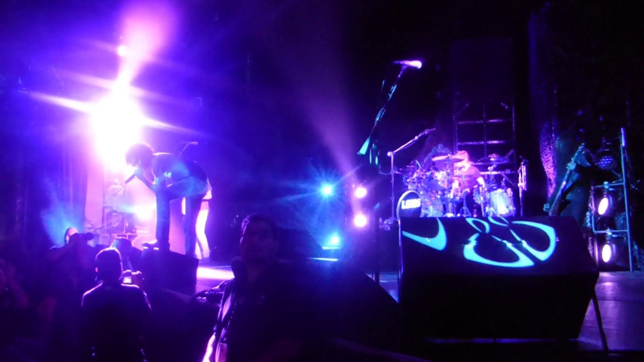 Alice in Chains - Dam That River (Live in Houston - 2014) HQ