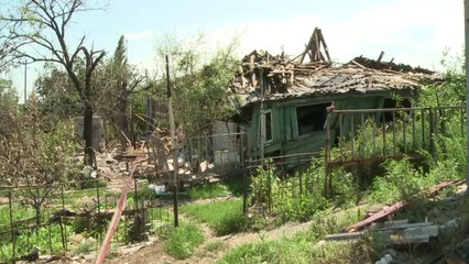 Ukraine:la solidarité s'organise dans les villages détruits