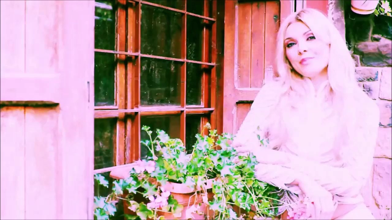 Kliple şarkı arasında ki müthiş uyum! Mutlaka izleyin mutlaka!