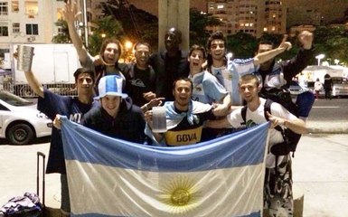 L!TV acompanha madrugada de festa dos argentinos no Rio