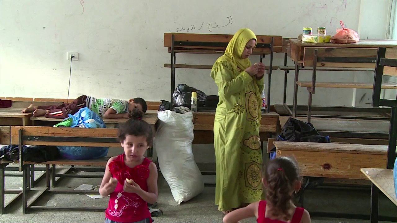 Gaza: Palestinos huyen, crece ofensiva israelí