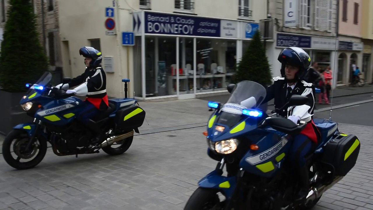DEFILE DU 14 JUILLET 2014A CHAUMONT HTE MARNE