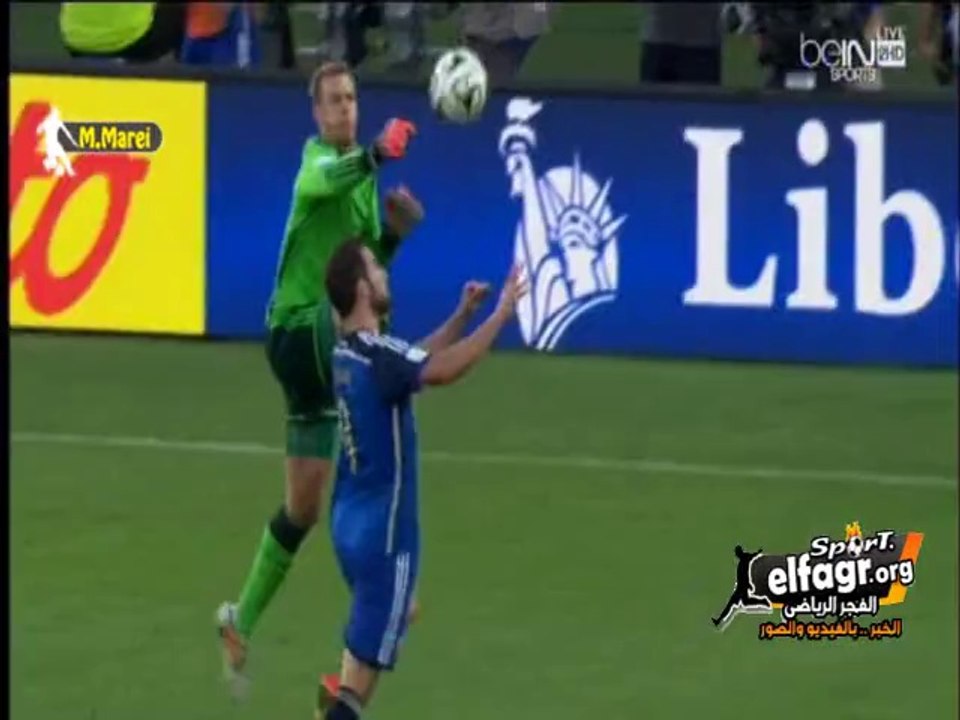 نوير يمنع فرصة خطيرة للأرجنتين ويتدخل بعنف على هيجواين | تعليق رؤوف خليف - أبو تريكة