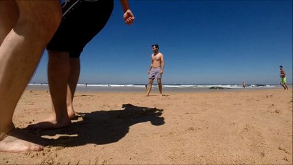 Peladinha na Praia (Marcelo D2 - Sou Ronaldo)