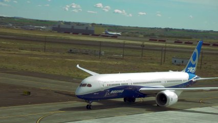 Boeing Preps the 787-9 Dreamliner for Farnborough