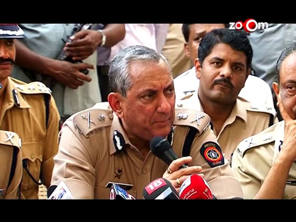 Preity Zinta submits pictures of her Bruises - Detailed Story