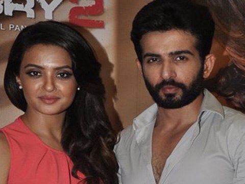 Surveen Chawla And Jay Bhanushali Promote Hate Story 2