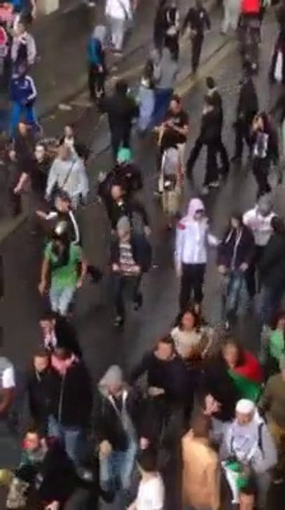 Allahu Akhbar - kaos i .rue de la Roquette à Paris