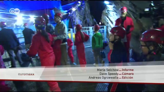 Camas elásticas en una gruta | Euromaxx