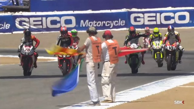 Trionfo Sykes a Laguna Seca, Gara-1 a Melandri