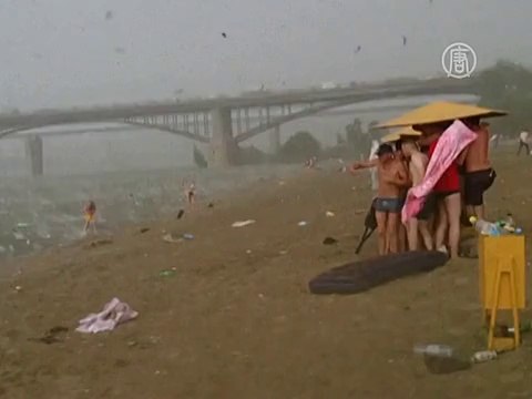 Ураган и град в Новосибирске: погибли три человека