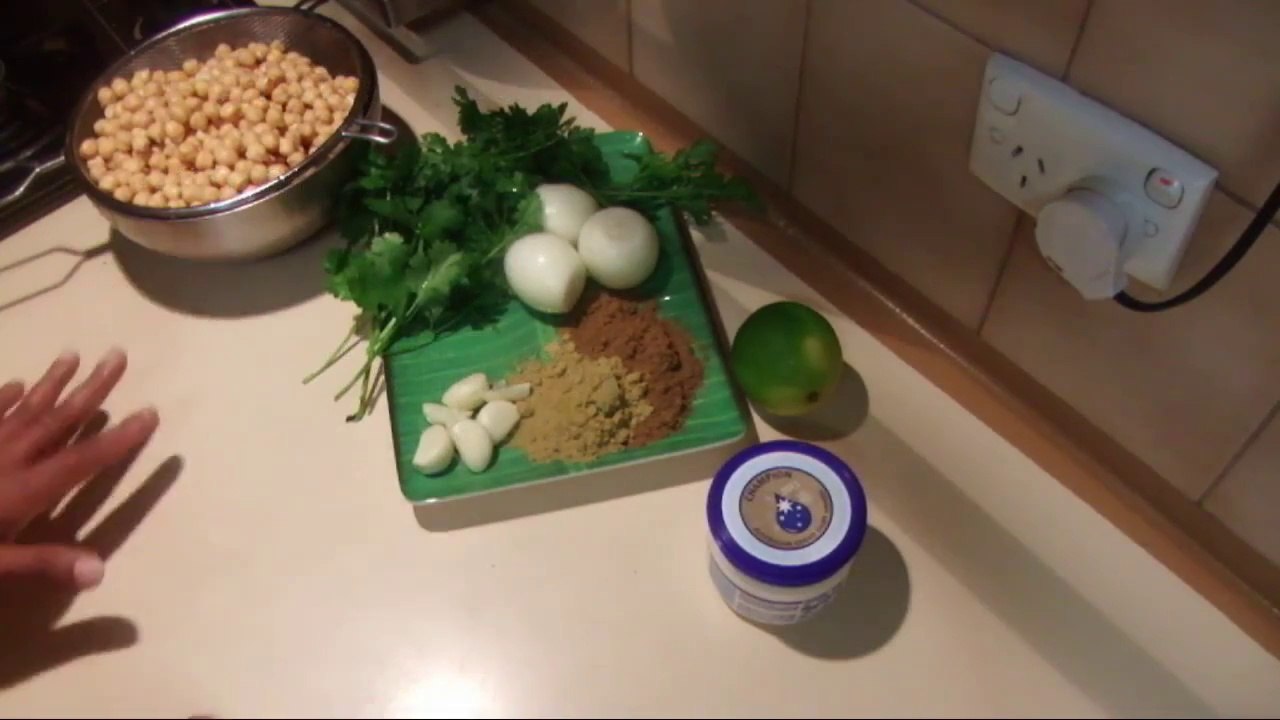 Falafel With a yoghurt Dip.
