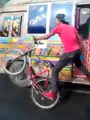 آپ یہ وڈیو دیکھ کر حیران ھو جایں گے ،