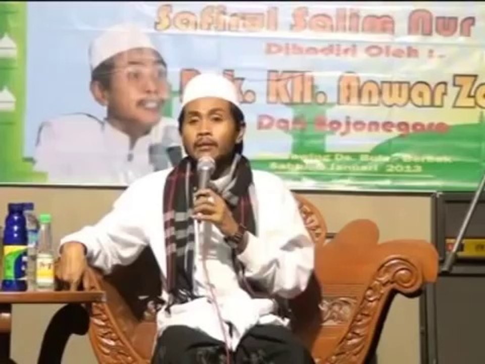 KH.Anwar Zahid - Sopo Seng Temen Bakal Tinemu