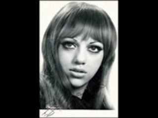 Dert Bende Derman Sende - Mine Koşan