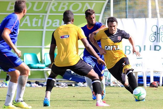 Gladiador vem aí! Feliz, Adilson valoriza estreia de Kléber