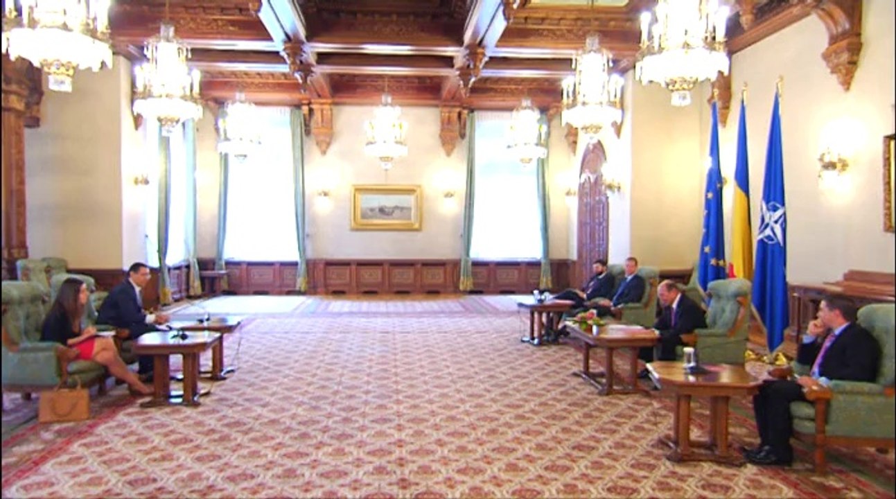 Traian Basescu vs Victor Ponta & Ioana Petrescu