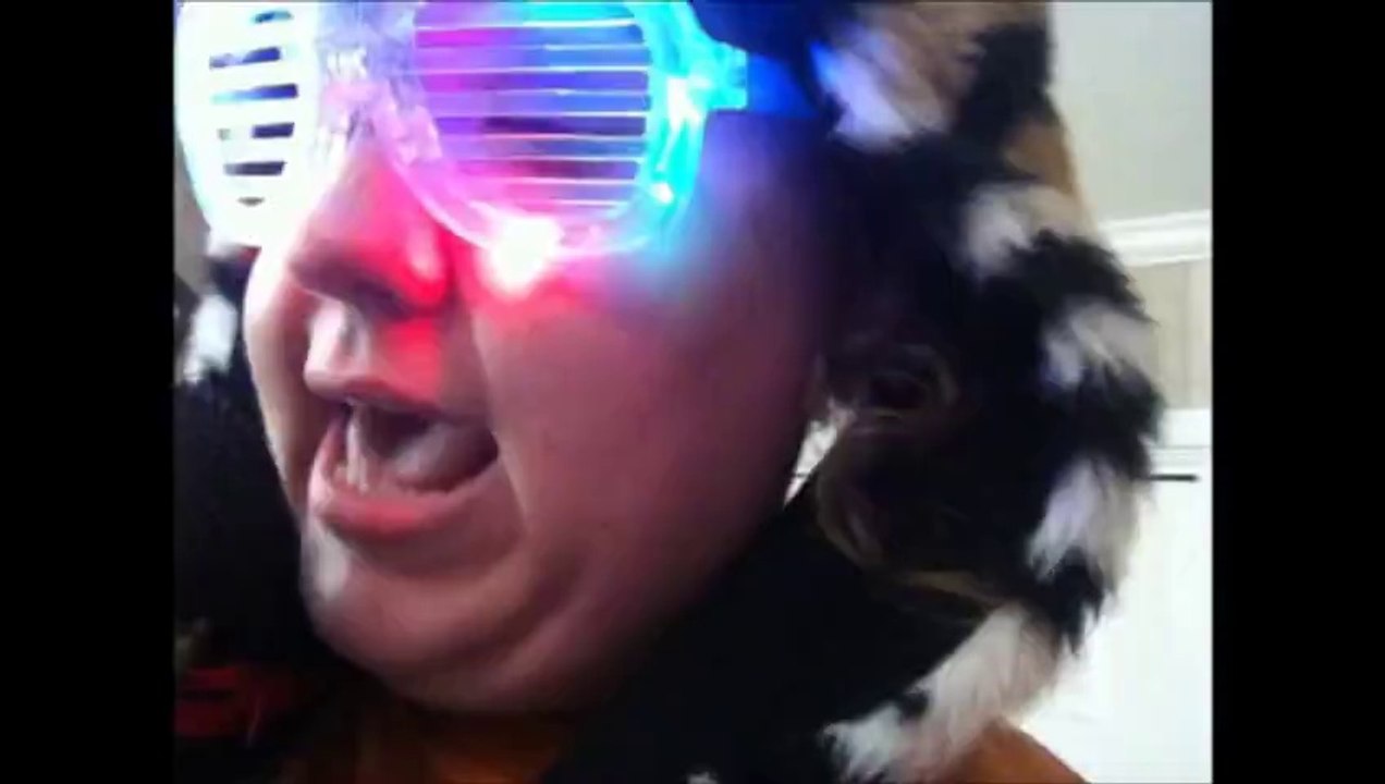 "Problem" by Ariana Grande Ft. Iggy Azaela covered by Saphron live