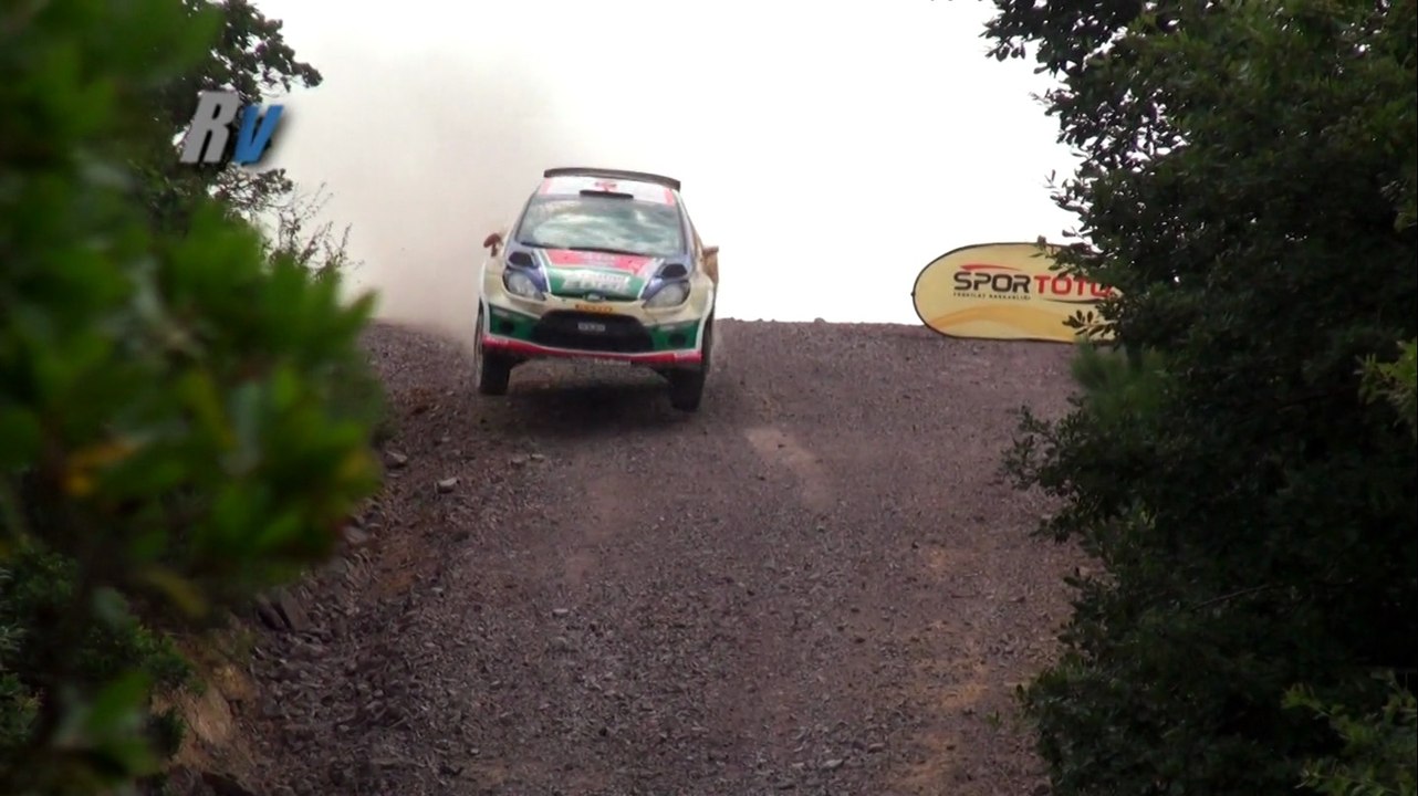 2014 İstanbul Rallisi / Orhan Avcıoğlu - Burçin Korkmaz / Ford Fiesta S2000