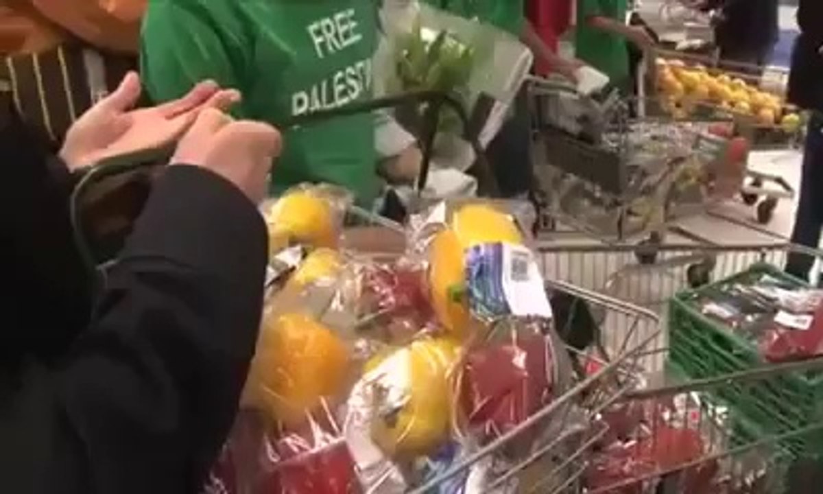 আলহামদুলিলাহ.ইসরাইল এর প্রডাক্ট বয়কট করেছে লন্ডন এর সবচেয়ে ভালো সুপার মার্কেট white rose