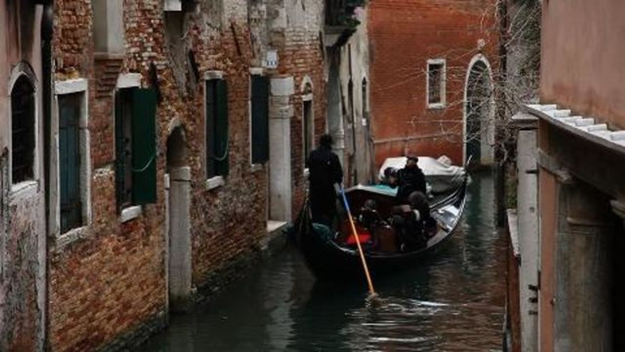 Notes from All Over - Exploring Venice