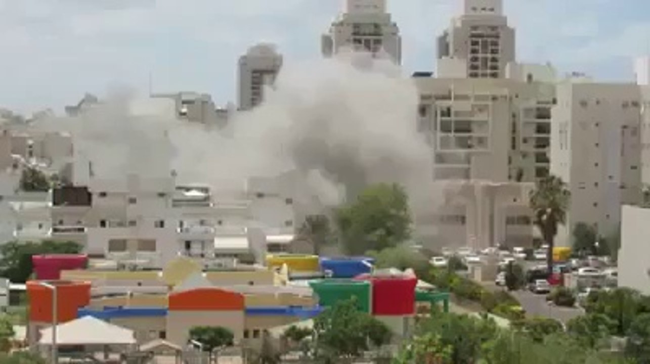 لأول مره فيديوا مسرب ، لصاروخ يضرب تل ابيب