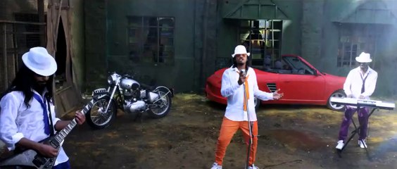 Super Star Kidnap Movie Nalo Kadilina Song