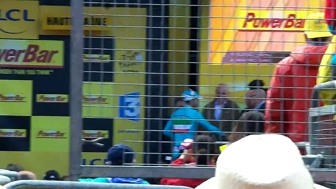 Tour de France à La Planche des Belles Filles, Nibali sur podium, 2014