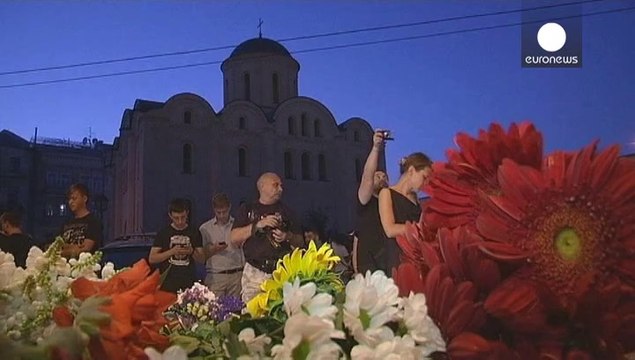 Disastro aereo: Kiev rende omaggio alle vittime