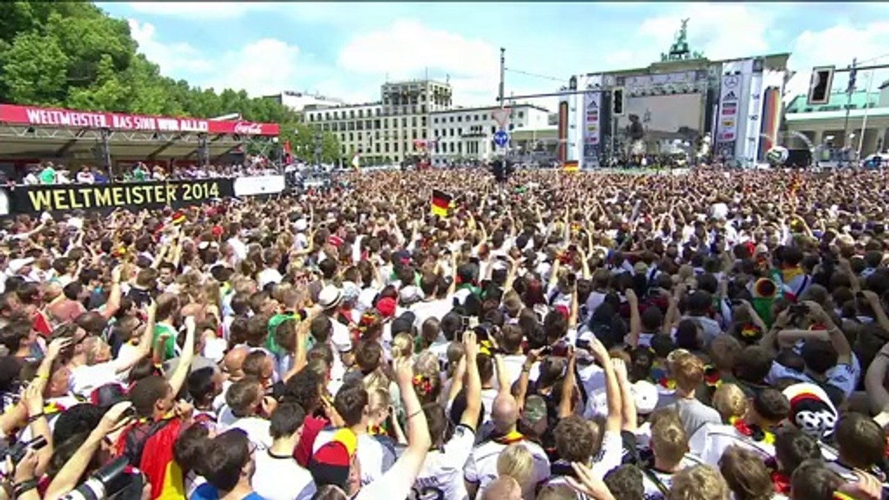 Julian Draxler - Großkotz rück den Döner raus!