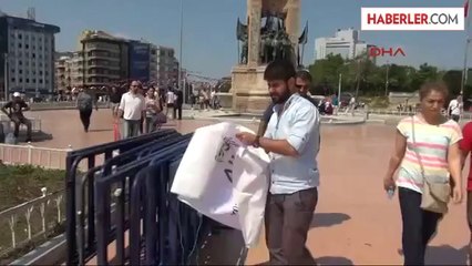 Taksim Meydan'ında İlginç Pankart