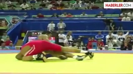 Asrın Güreşcisi Hamza Yerlikaya Slovakya'da Maç İzlerken Rahatsızlandı