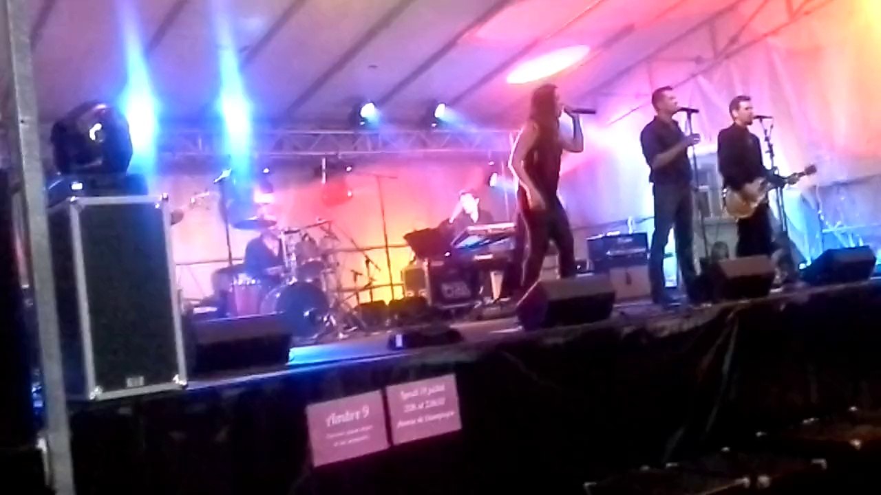 premiere partie du concert du groupe ambre a EPERNAY