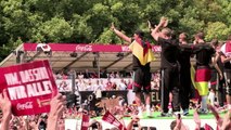 Jubilant crowds welcome home German World Cup heroes