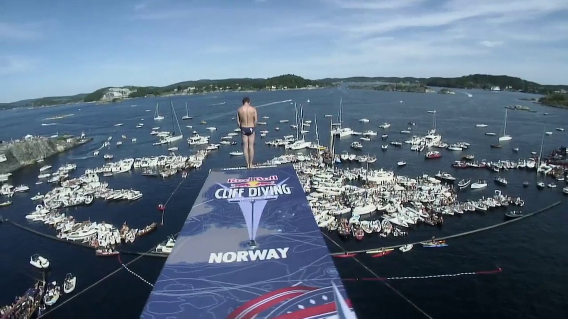 Awesome Cliff Diving session By Red Bull - Cliff Diving World Series 2014  in Kragerø - Vidéo Dailymotion