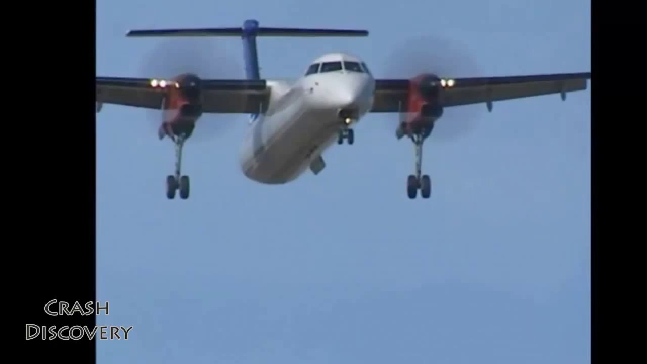 Compilation d'atterrissages ratés! Des avions en très mauvaise posture...