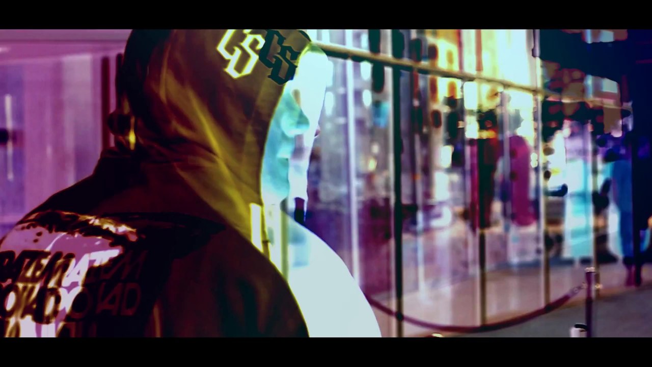 Daniel MORO - ŚWIAT ZWARIOWAŁ __ + DJ Gondek __ Prod. PsR. (OFFICIAL VIDEO)