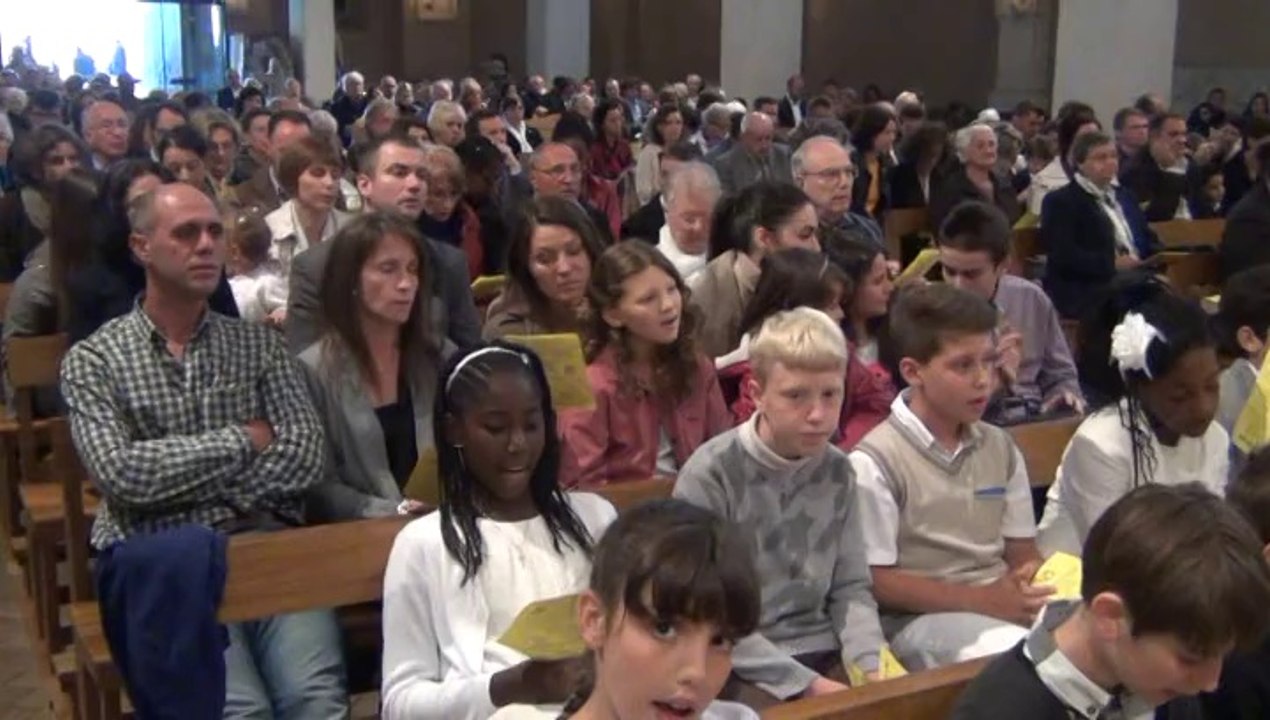 2014 1ère Communion St Maur (5)