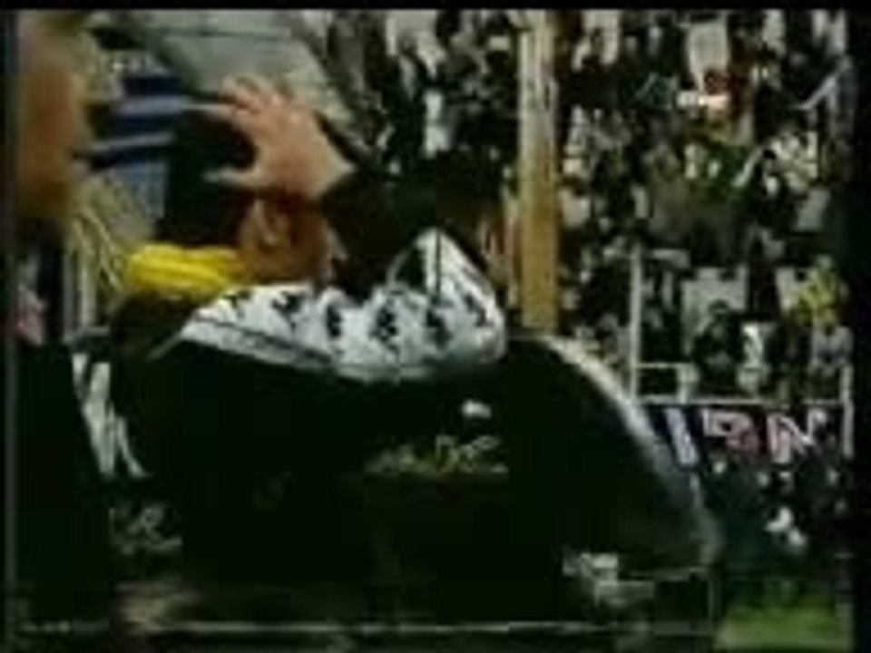 Craig Brewster free kick vs AEK Athens