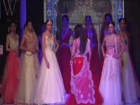 Chitrangada walks the ramp at IIJW