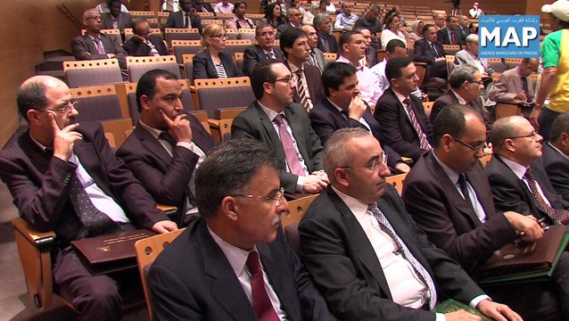 Signature d’une convention entre la CDG et la TGR portant sur la gestion des comptes des notaires