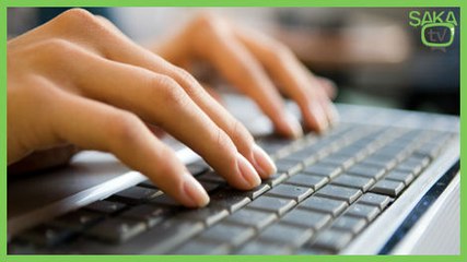 Çılgınlar Gibi Bilgisayar Kullanan Adam