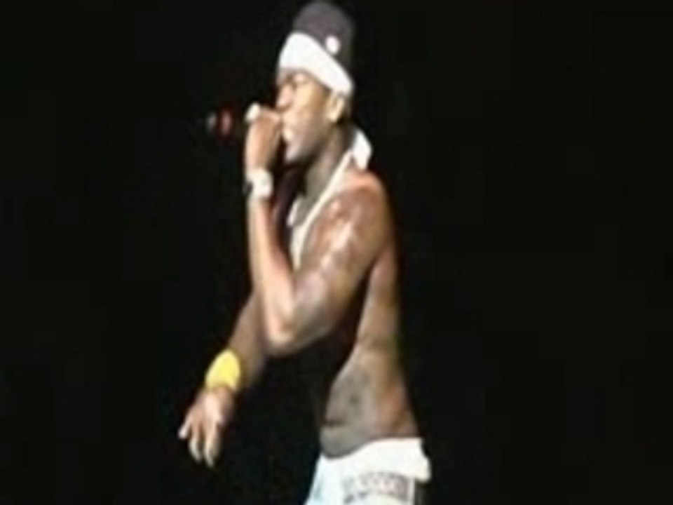 G-Unit - I Smell Pusssy (live)