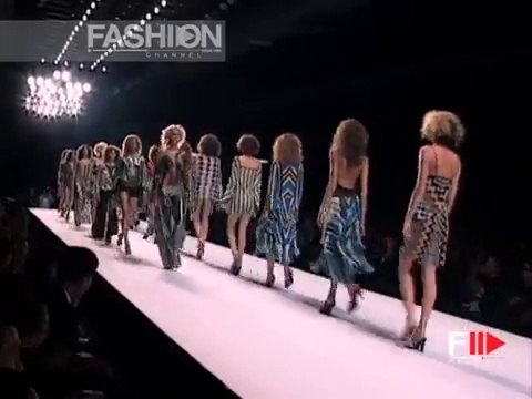 Missoni Spring Summer 2002 Milan 3 of 3 pret a porter women by Fashion Channel