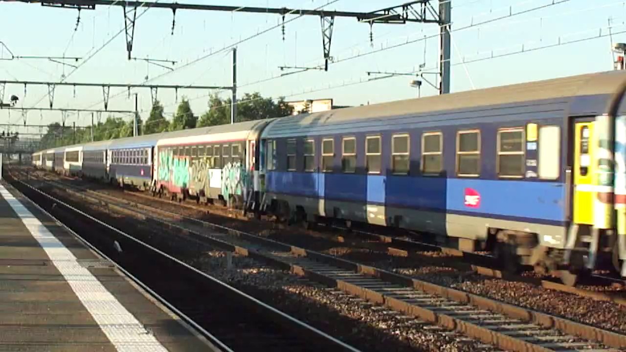 TRAIN DE NUIT DE CERBERE