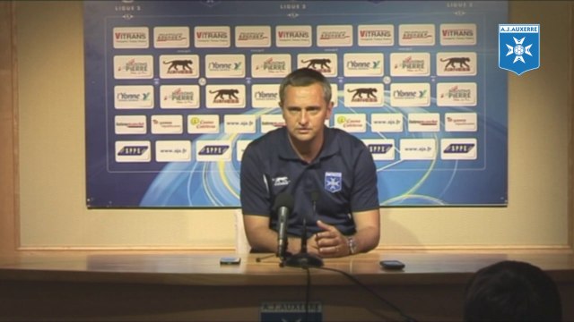 Conférence de presse après le match amical Auxerre - Reims