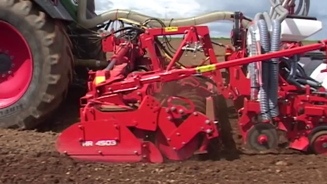 KUHN_-_Gamme_MAXIMA_2_PLANTER_3