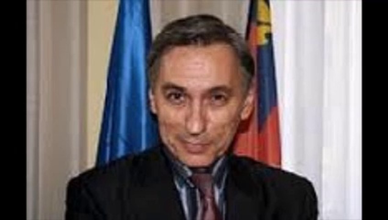 La bataille des médias ou le labyrinthe des leurres La conspiration du silence Par Jean-Pierre Troadec