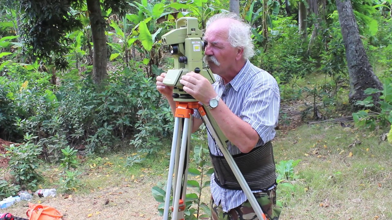 Nécropole d'Antsiraka Boira (Acoua, Mayotte), fouilles archéologiques de  mai-juin 2014