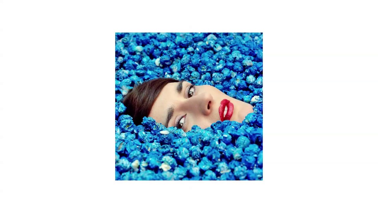 YELLE - Bouquet Final (Lyrics)